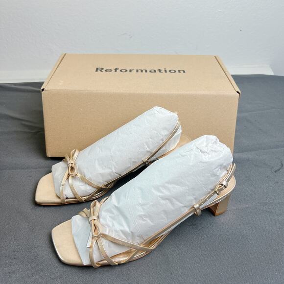 NEW! Reformation sally bow heels Size 7 - Picture 5 of 8